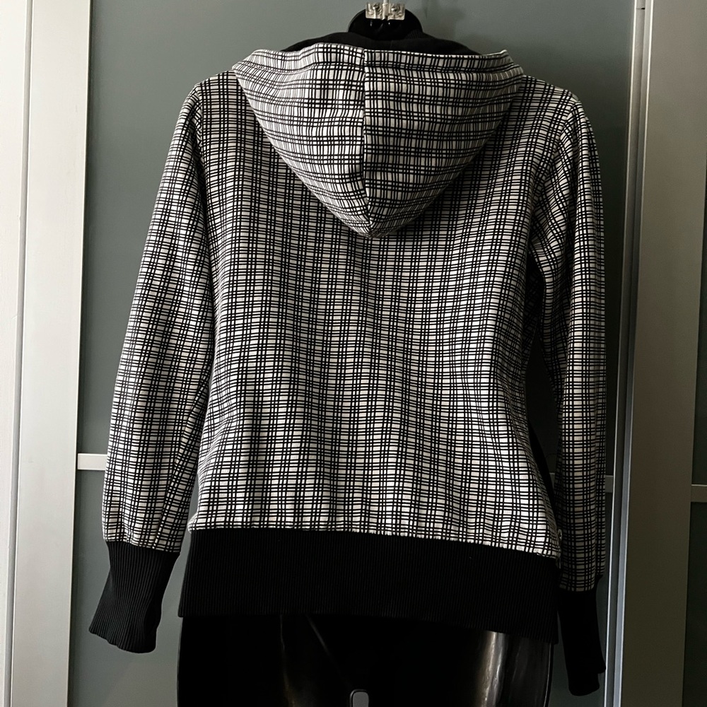Bench Jacket - Picture 3 of 5